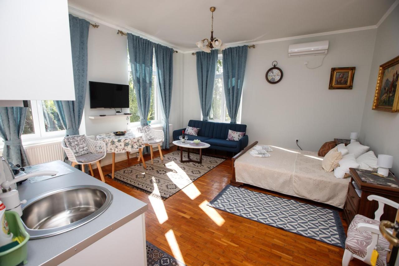 Angeli Vila Apartments Subotica Eksteriør billede