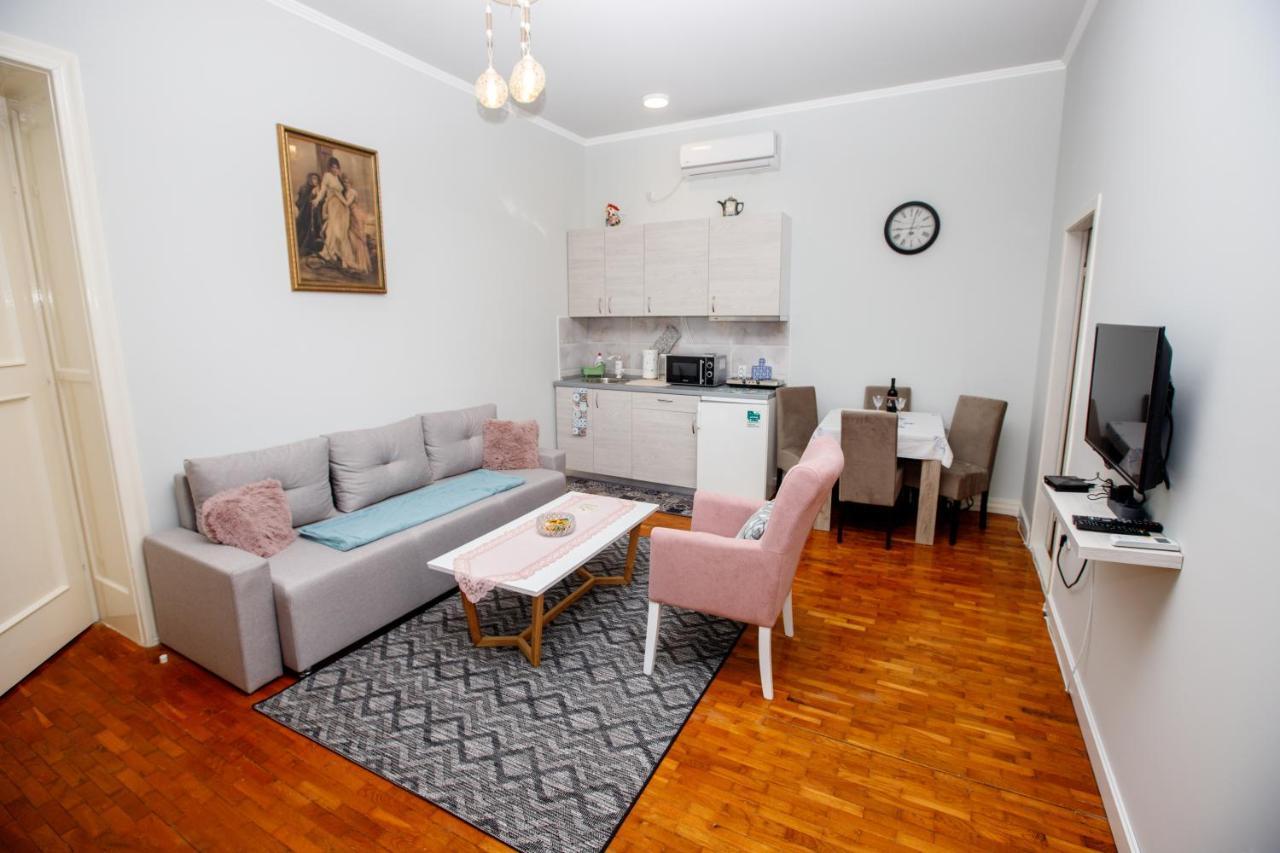 Angeli Vila Apartments Subotica Eksteriør billede