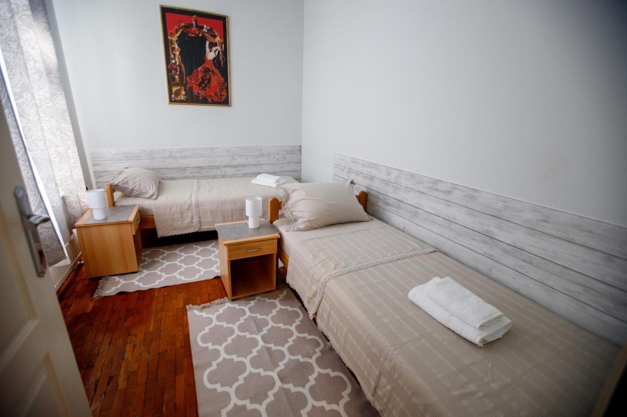 Angeli Vila Apartments Subotica Eksteriør billede