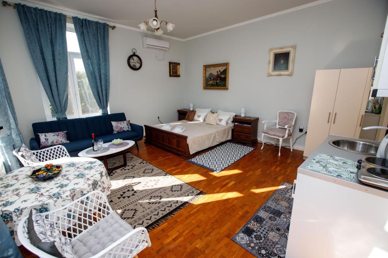 Angeli Vila Apartments Subotica Eksteriør billede
