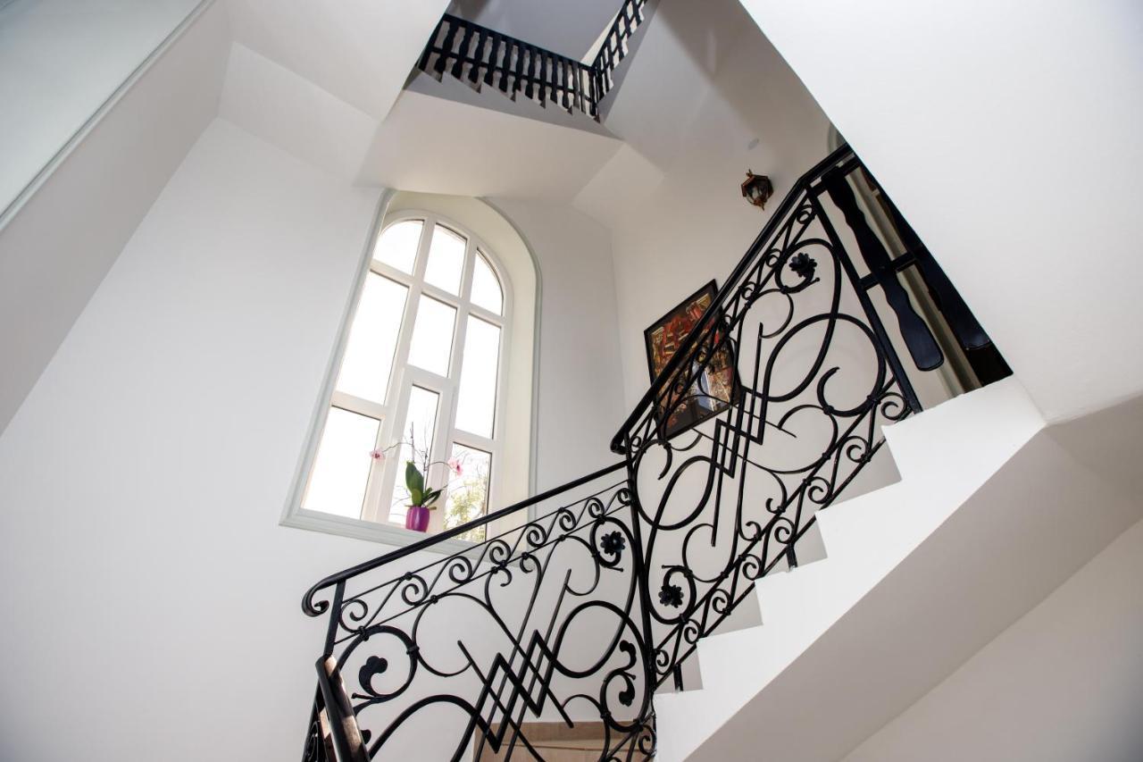 Angeli Vila Apartments Subotica Eksteriør billede